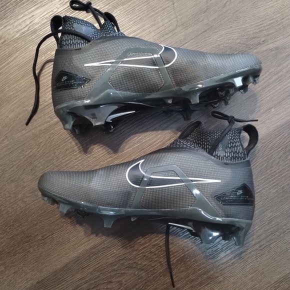 Sz 8.5 Nike Alpha Menace Elite 3 Flyknit Black Football Cleats Mens CT6648-010 - Picture 10 of 10